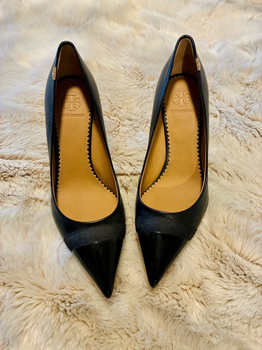 Never Worn - Tory Burch Italian Leather Pumps